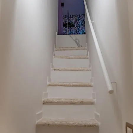 Dimora Margo - Historic Elegant Escape Mola di Bari